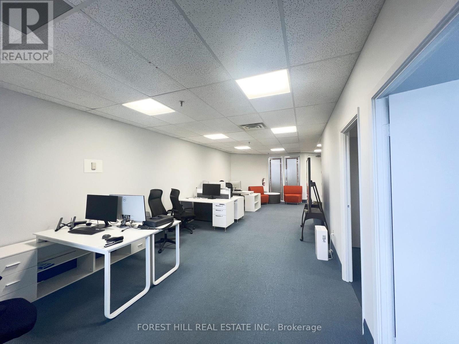 210 - 30 East Beaver Creek Road, Richmond Hill (Beaver Creek Business Park), Ontario  L4B 1B3 - Photo 4 - N12294517