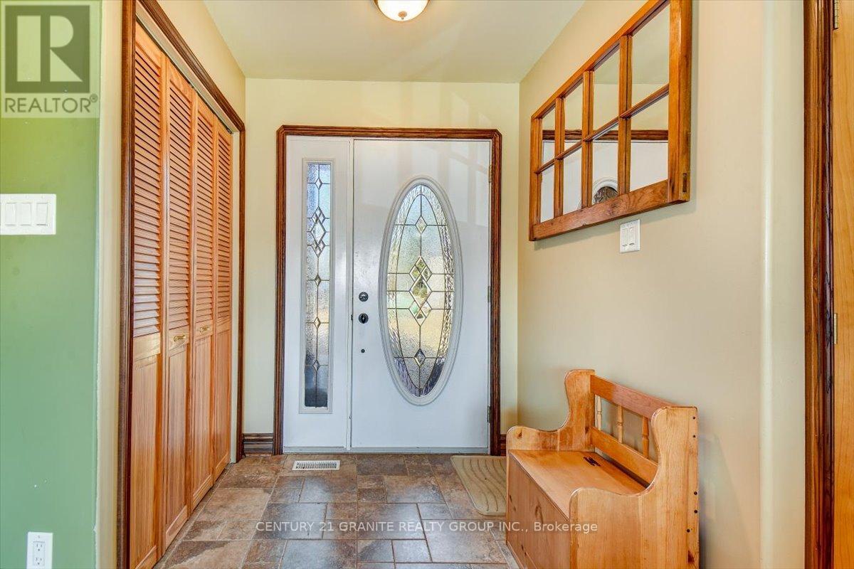 Property at 52 NICKLAUS DRIVE image 3