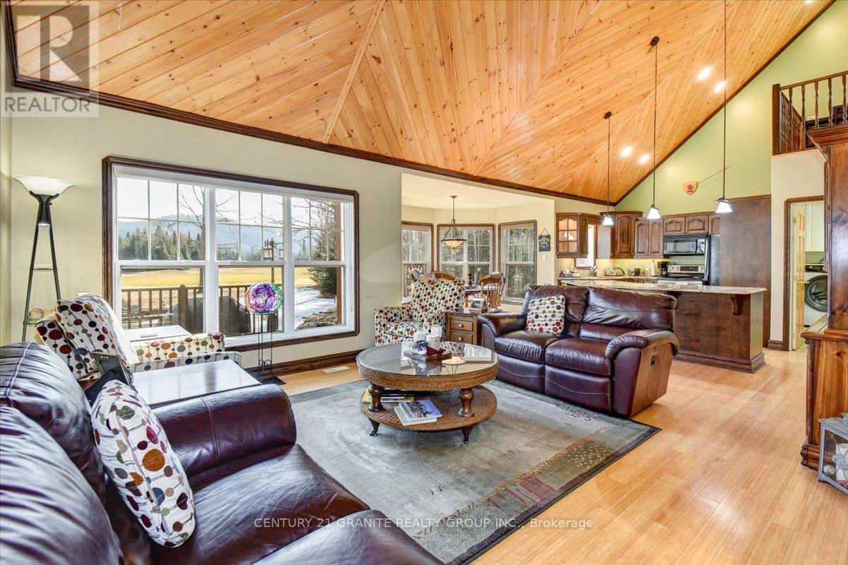 Property at 52 NICKLAUS DRIVE image 5