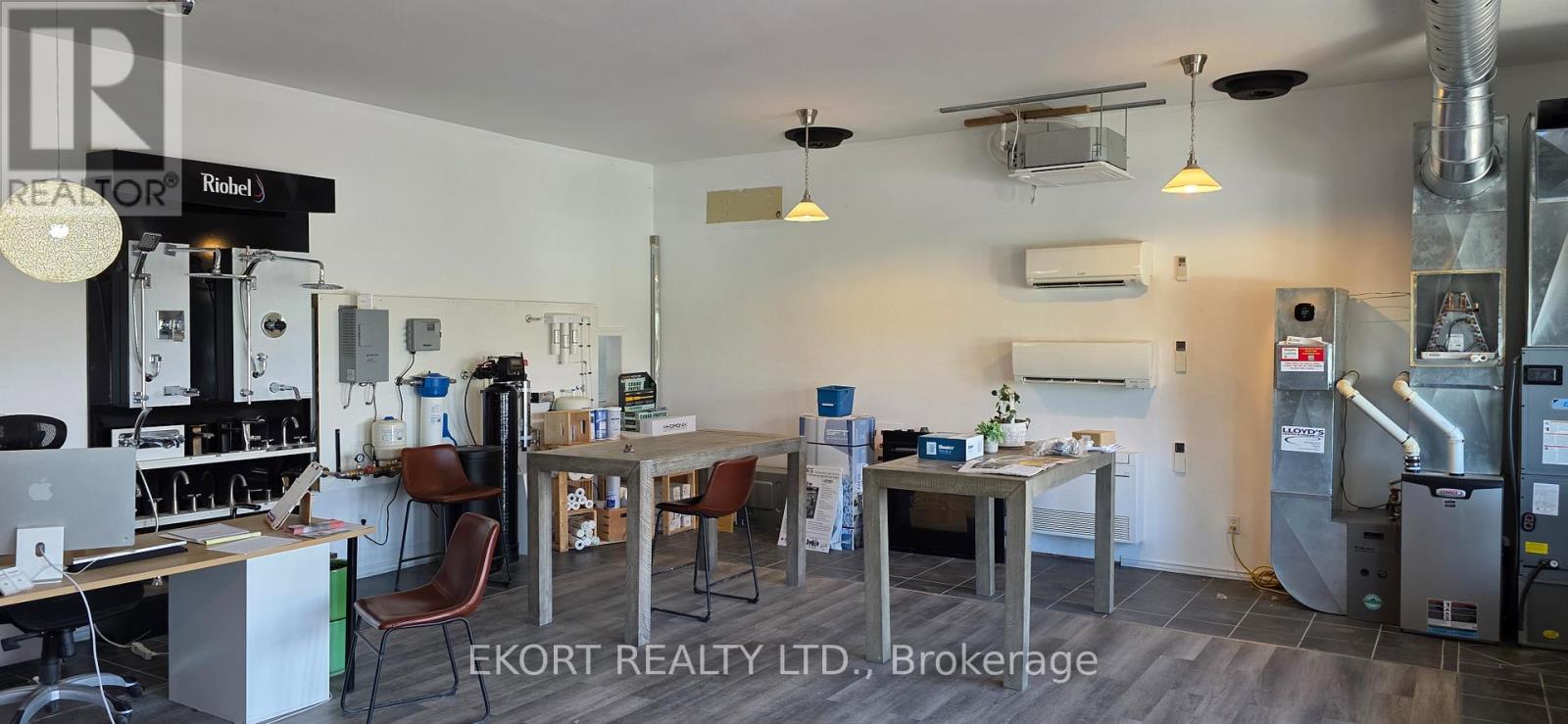 2188 County Road 1 Road, Prince Edward County, Ontario  K0K 1G0 - Photo 11 - X12294652