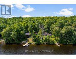 1128 KAMANISKEG LAKE ROAD, Hastings Highlands, Ontario