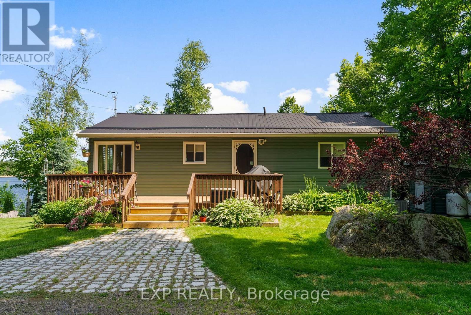1128 Kamaniskeg Lake Road, Hastings Highlands (Bangor Ward), Ontario  K0J 1L0 - Photo 3 - X12250612