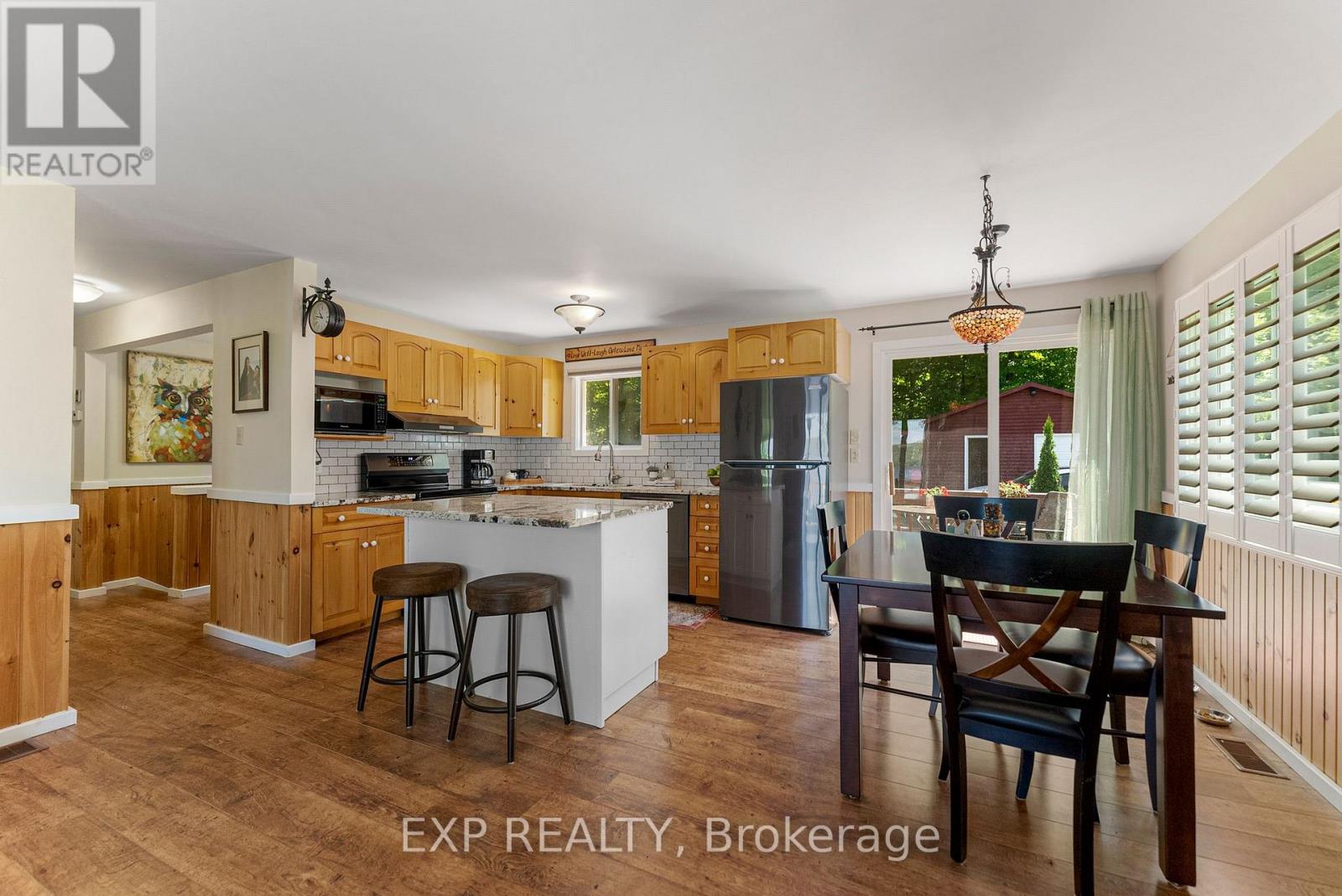 1128 Kamaniskeg Lake Road, Hastings Highlands (Bangor Ward), Ontario  K0J 1L0 - Photo 7 - X12250612