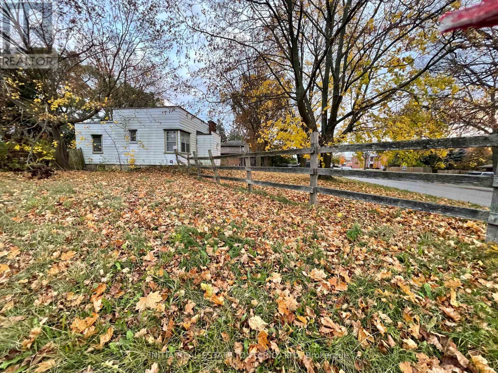 388 Belfield Street, London East, Ontario  N5Y 2K4 - Photo 2 - X12294670