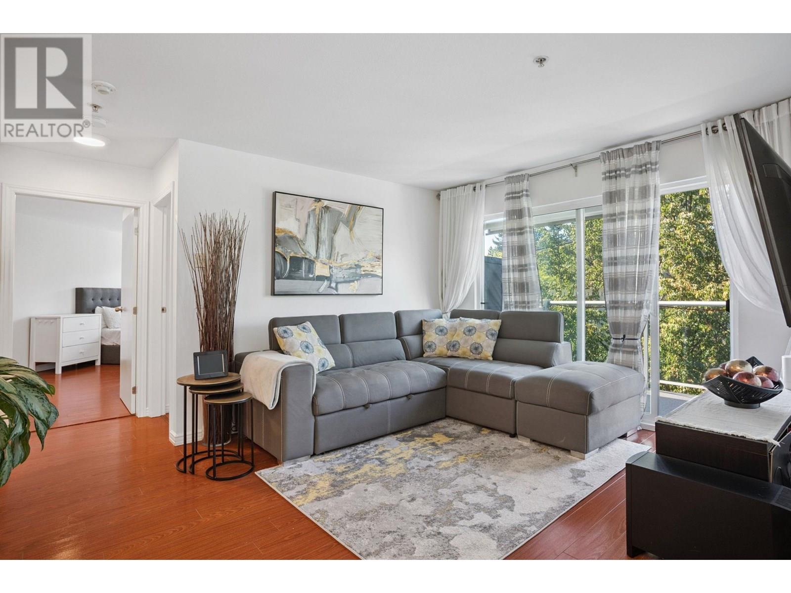 402 2983 CAMBRIDGE STREET, port coquitlam, British Columbia