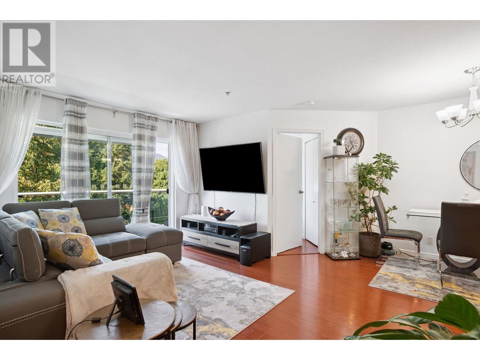 402 2983 Cambridge Street, Port Coquitlam, British Columbia  V3B 7N7 - Photo 4 - R3028546