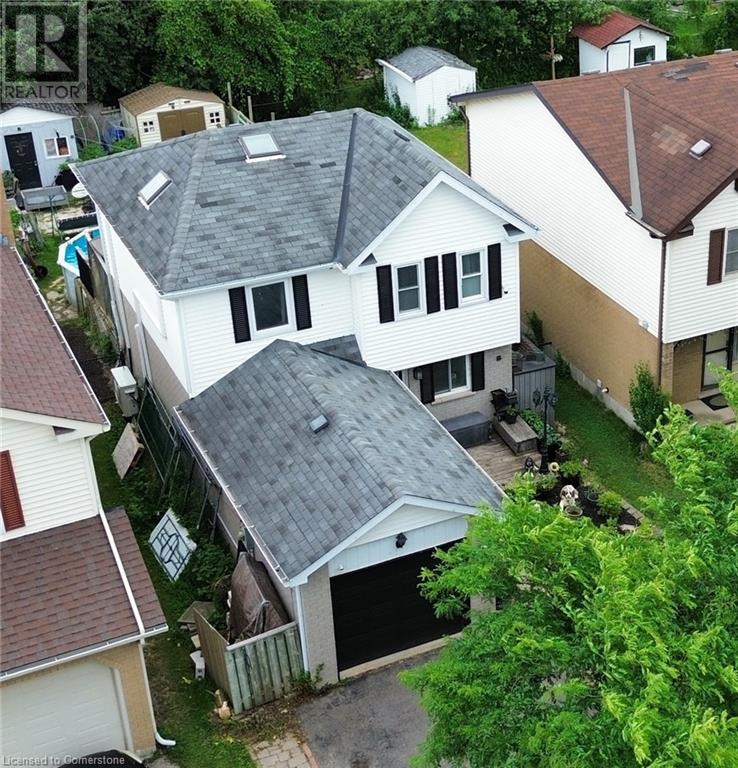 Property at 18 CAMROSE Court image 1