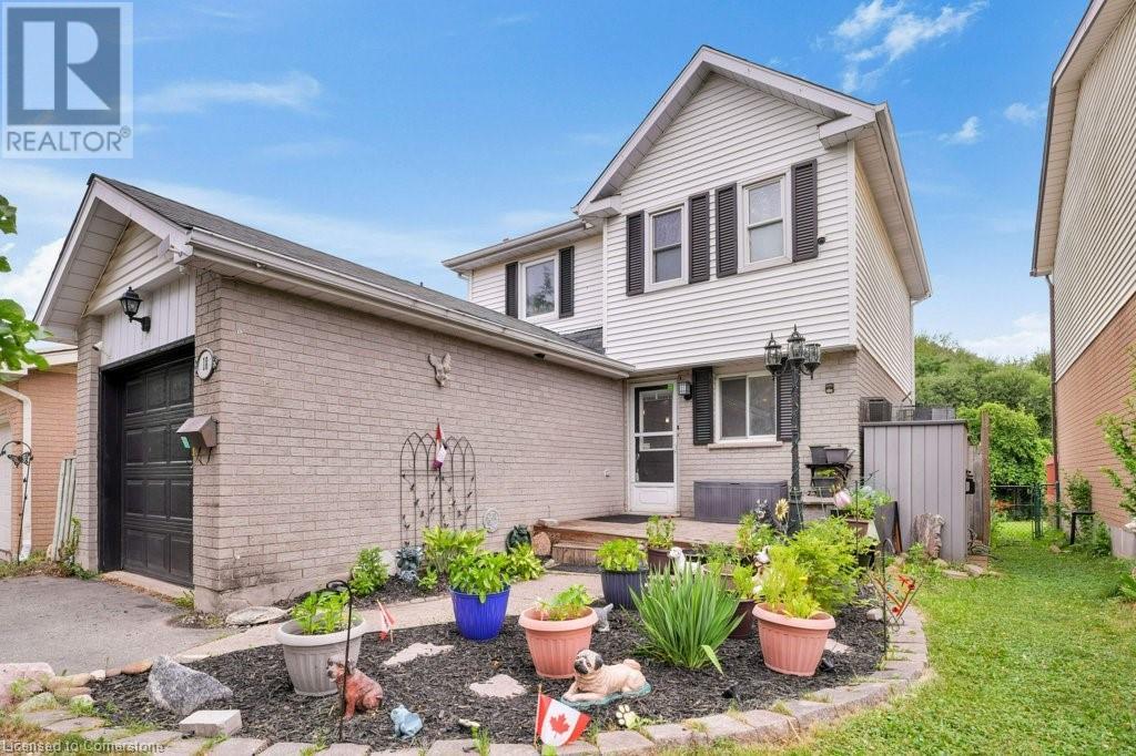 Property at 18 CAMROSE Court image 2