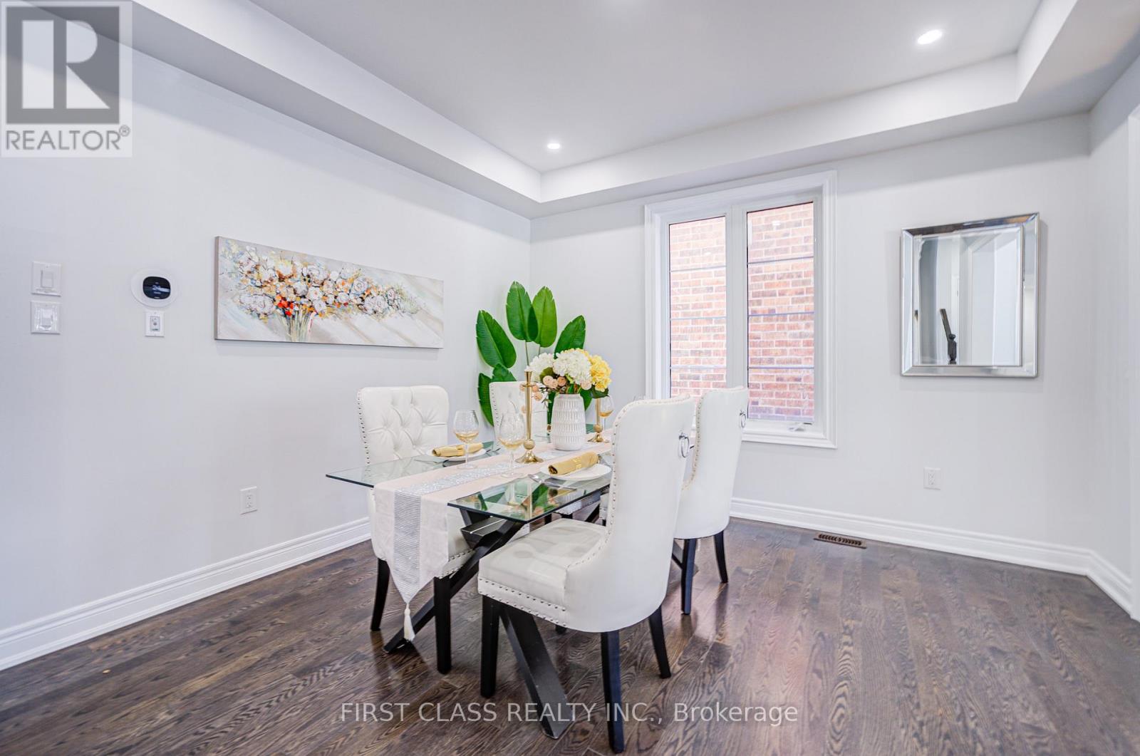 77 Diamond Jubilee Drive, Markham, Ontario L6B 0Y5 - Photo 8 - N12292974