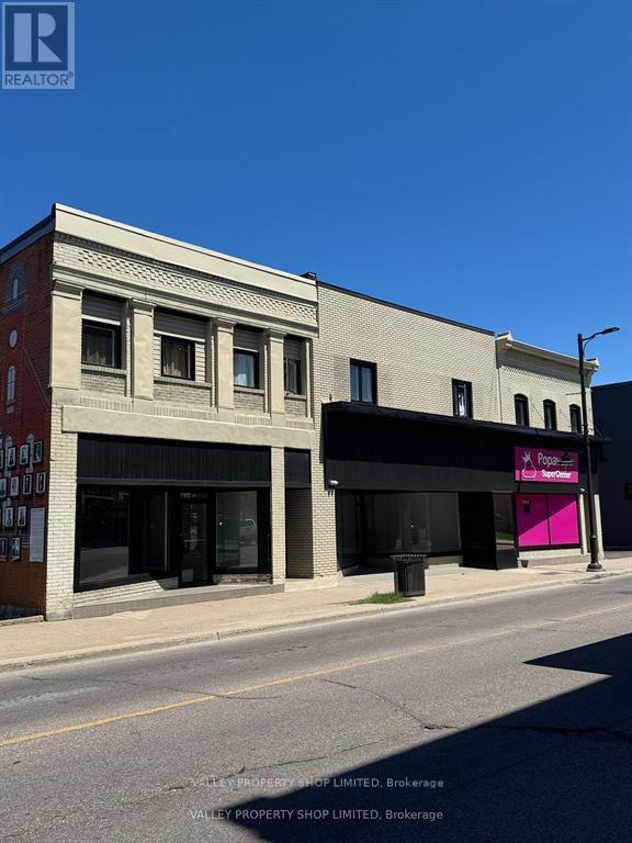 213 Pembroke Street W, Pembroke, Ontario  K8A 5N1 - Photo 2 - X12294791