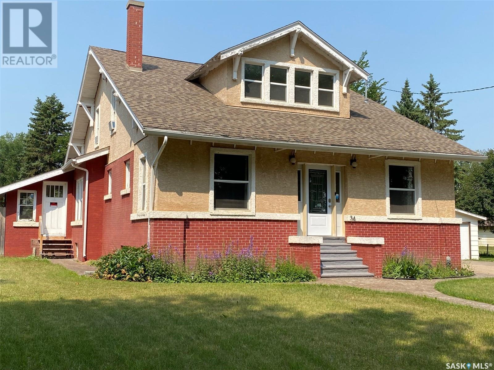 34 Laurier Avenue, Yorkton, Saskatchewan  S3N 1T7 - Photo 1 - SK013115