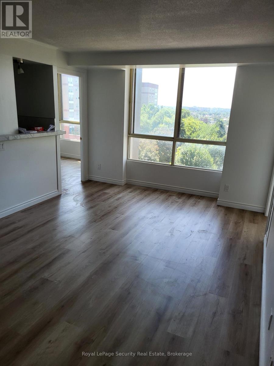 605 - 2470 Eglinton Avenue W, Toronto (Beechborough-Greenbrook), Ontario  M6M 5E7 - Photo 8 - W12294645