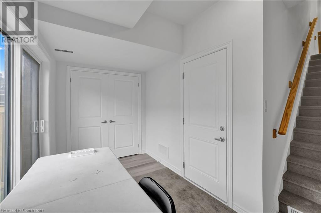 29 Radison Lane, Hamilton, Ontario  L8H 0B5 - Photo 7 - 40752304