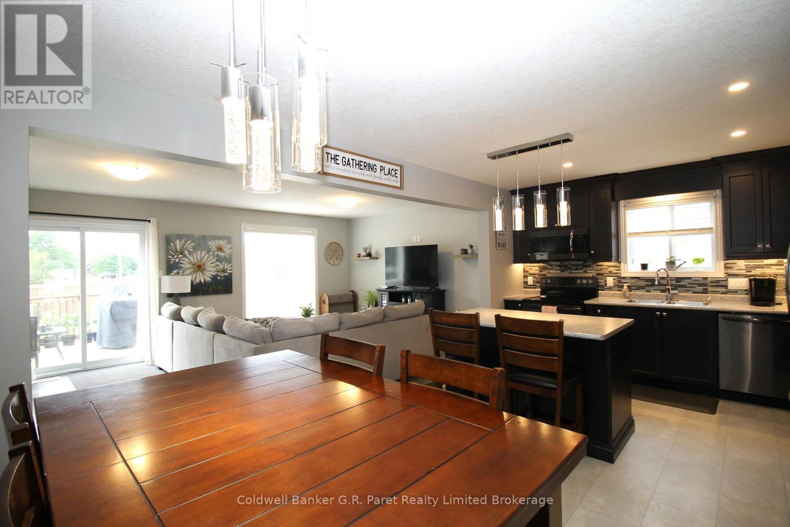 20 Sandy Court, Tillsonburg, Ontario  N4G 0H6 - Photo 11 - X12294729