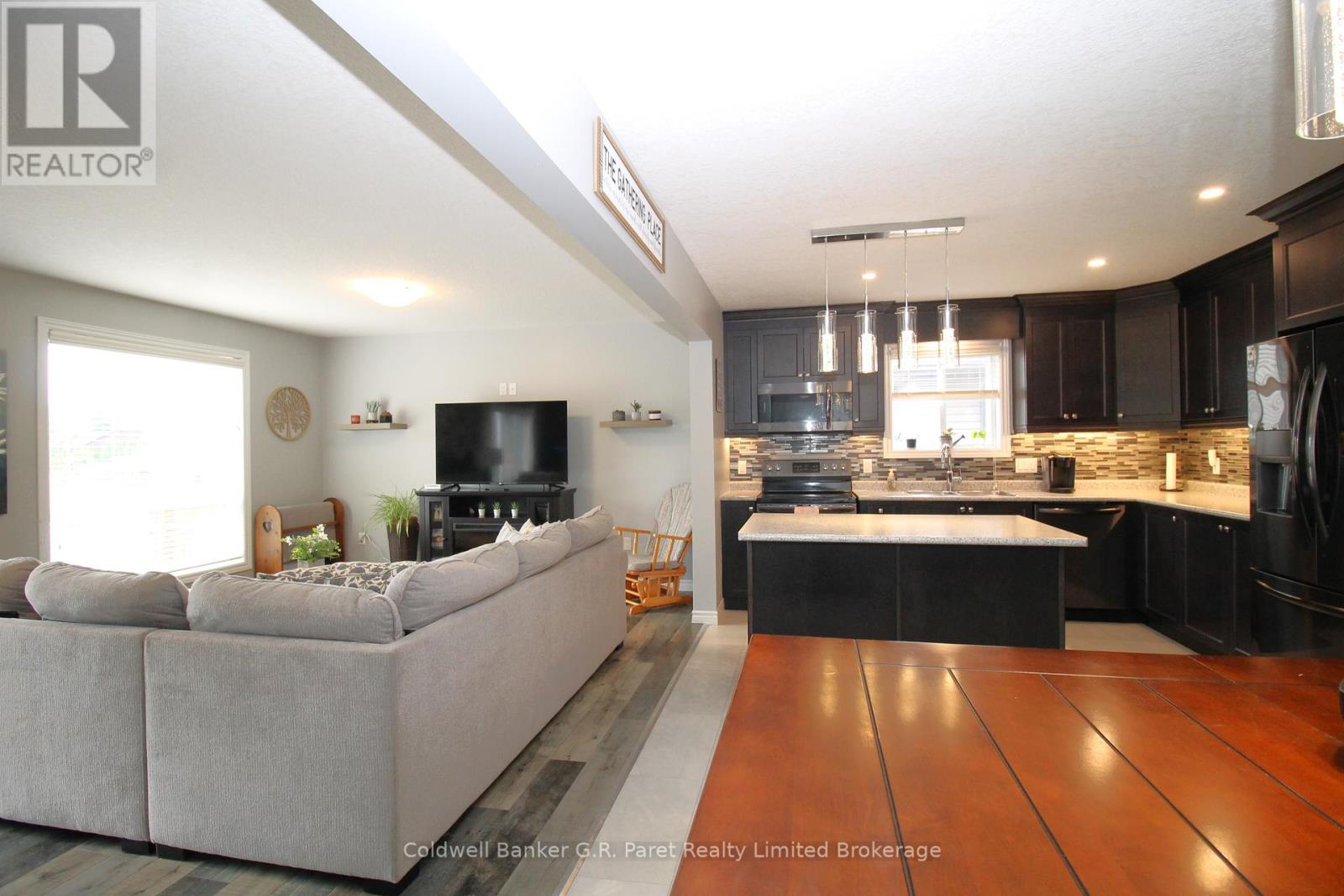 20 Sandy Court, Tillsonburg, Ontario  N4G 0H6 - Photo 12 - X12294729