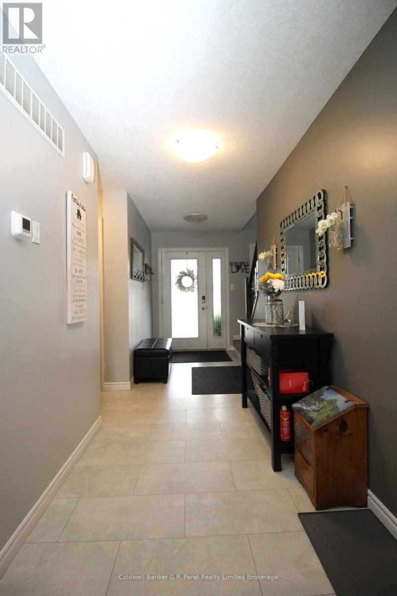 20 Sandy Court, Tillsonburg, Ontario  N4G 0H6 - Photo 6 - X12294729