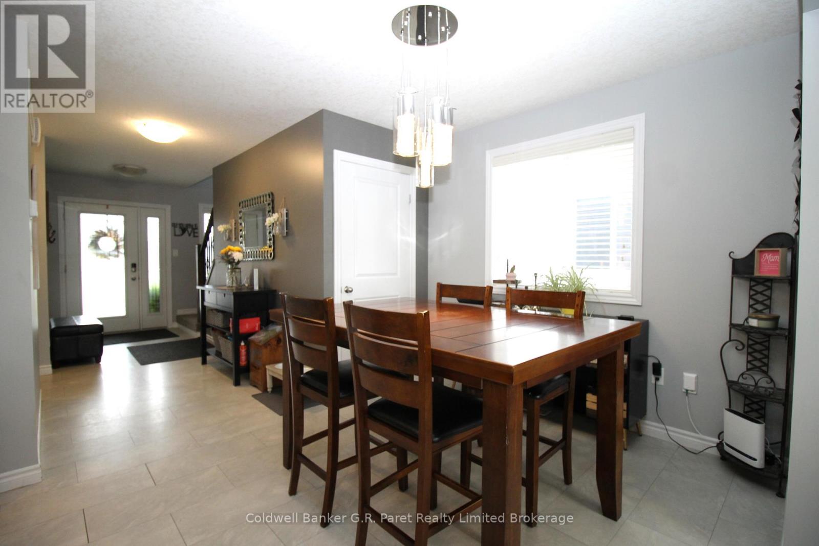 20 Sandy Court, Tillsonburg, Ontario  N4G 0H6 - Photo 7 - X12294729