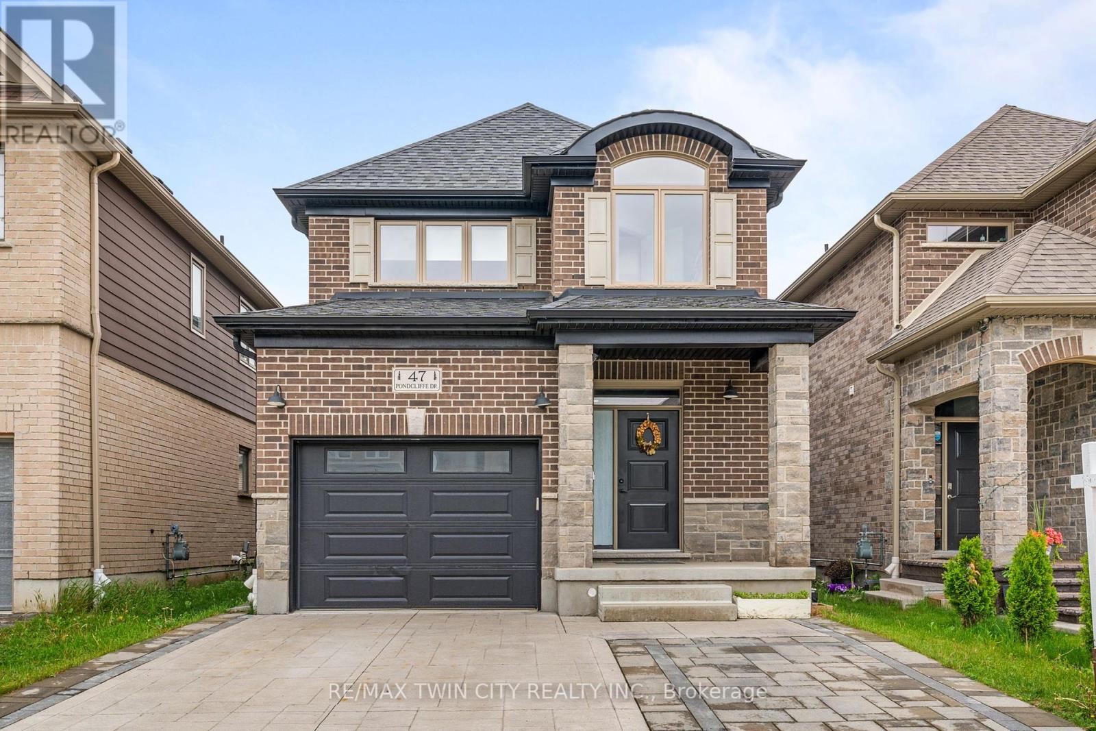 Property at 47 PONDCLIFFE DRIVE image 1