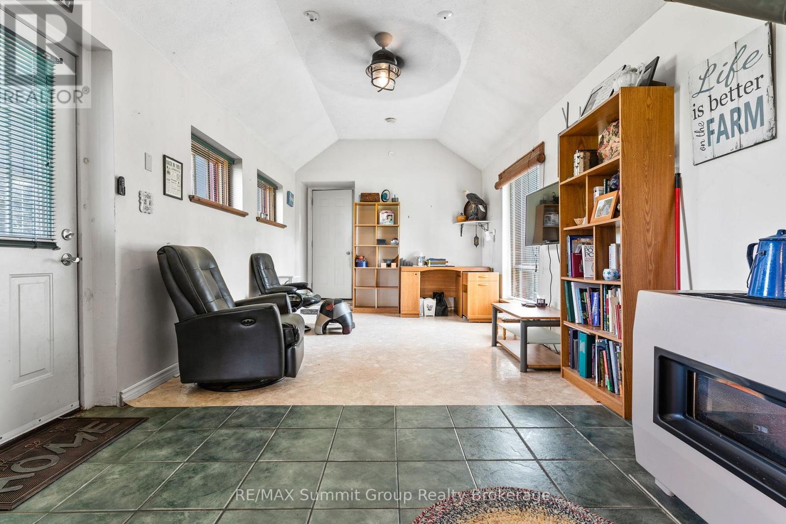 307266 Centre Line A, Grey Highlands, Ontario  N0C 1L0 - Photo 22 - X12294725