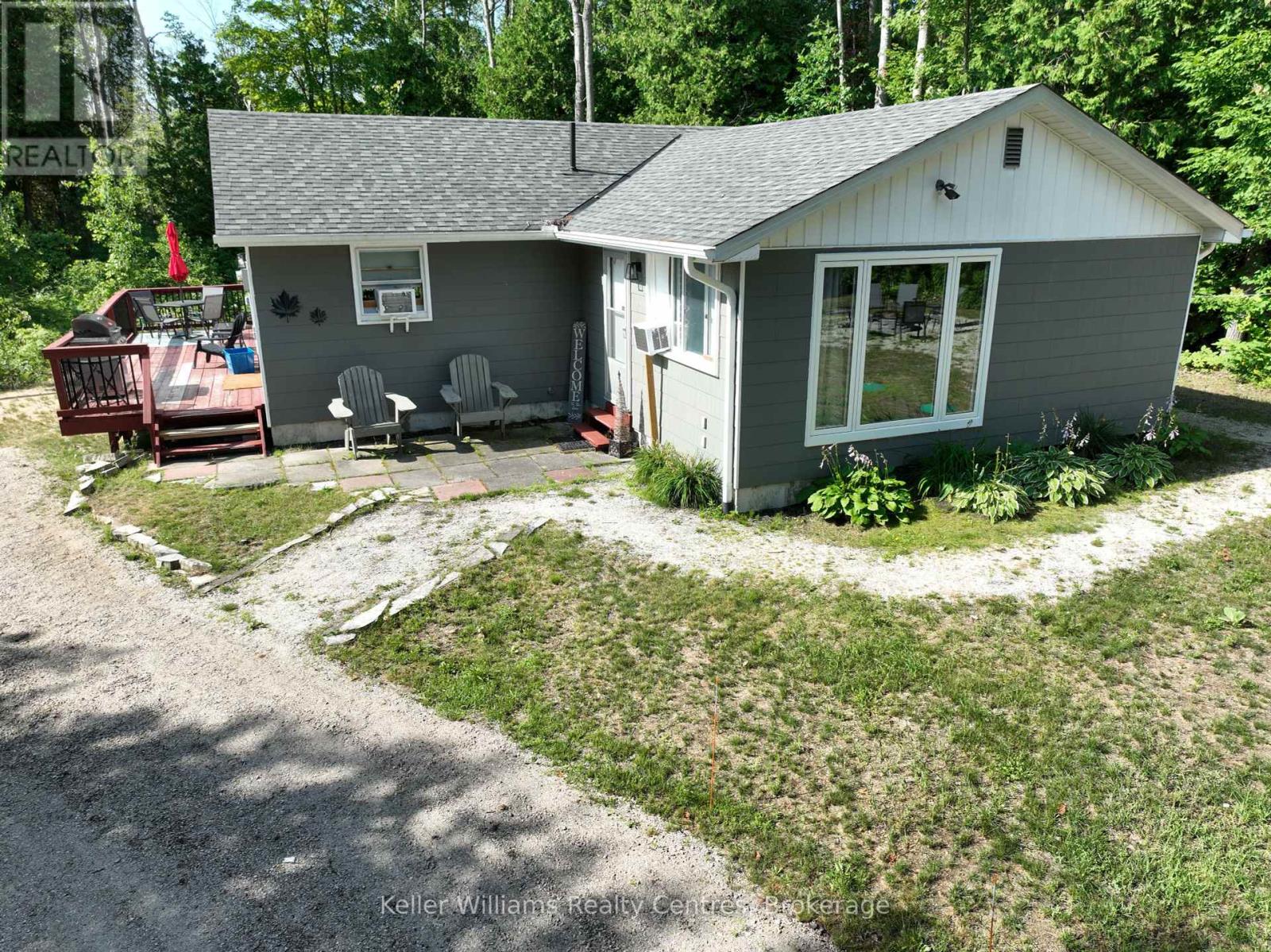 12 Pierce Street S, South Bruce Peninsula, Ontario  N0H 2T0 - Photo 7 - X12209302