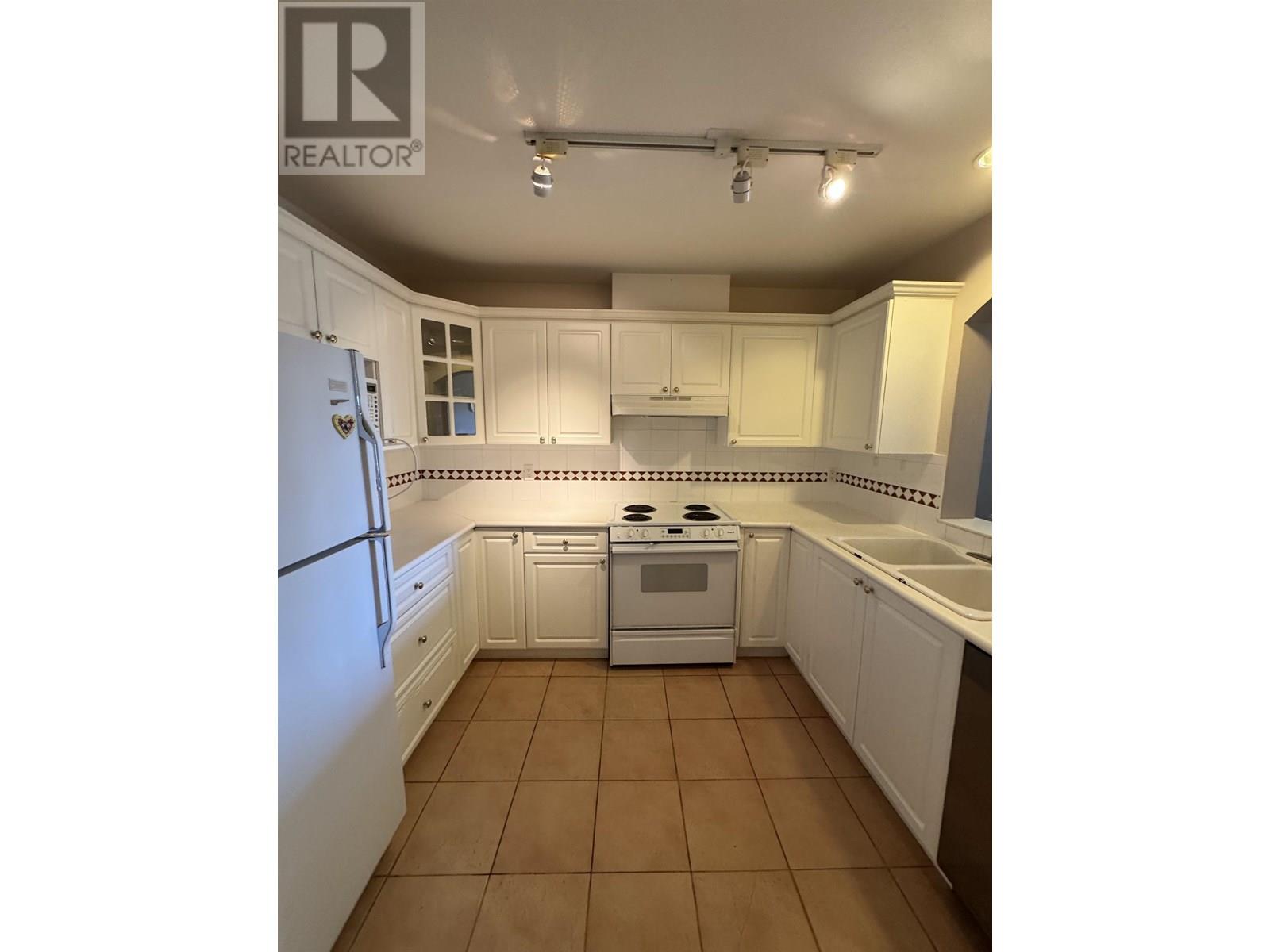 320 5735 Hampton Place, Vancouver, British Columbia  V6V 2G8 - Photo 17 - R3027639