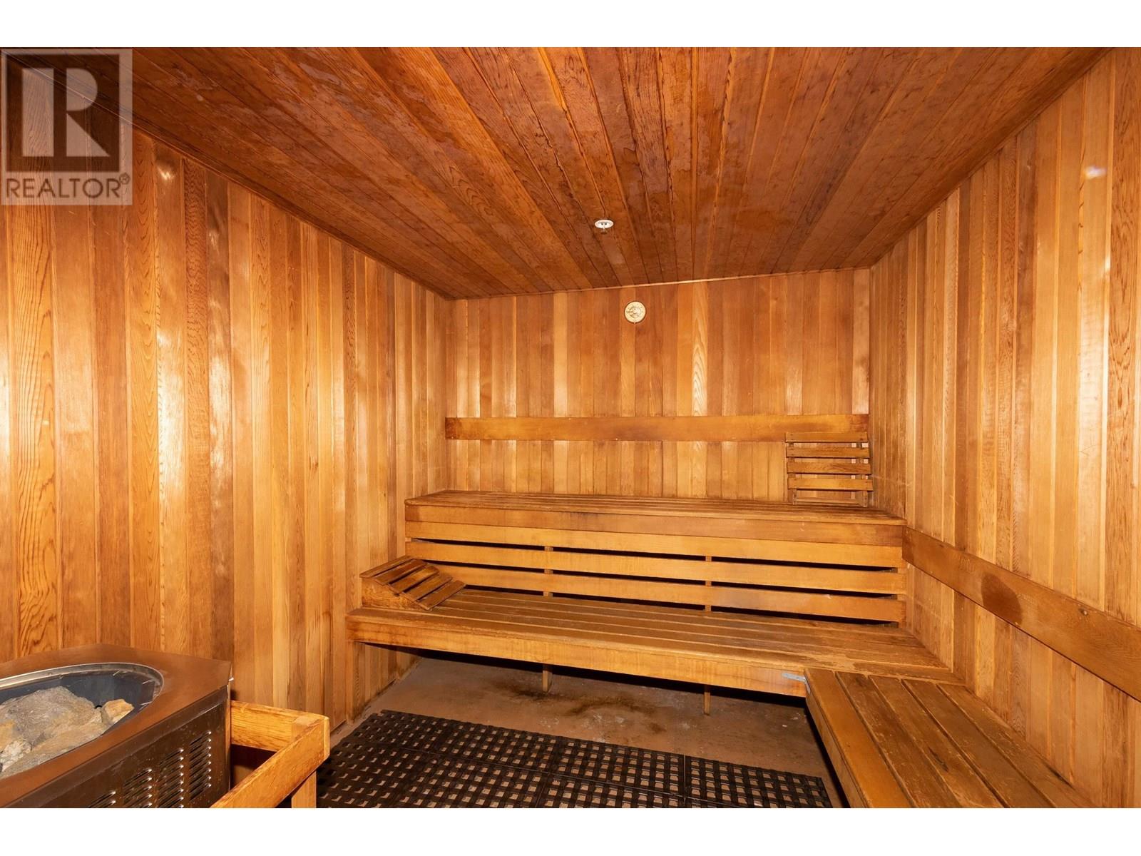 320 5735 Hampton Place, Vancouver, British Columbia  V6V 2G8 - Photo 5 - R3027639