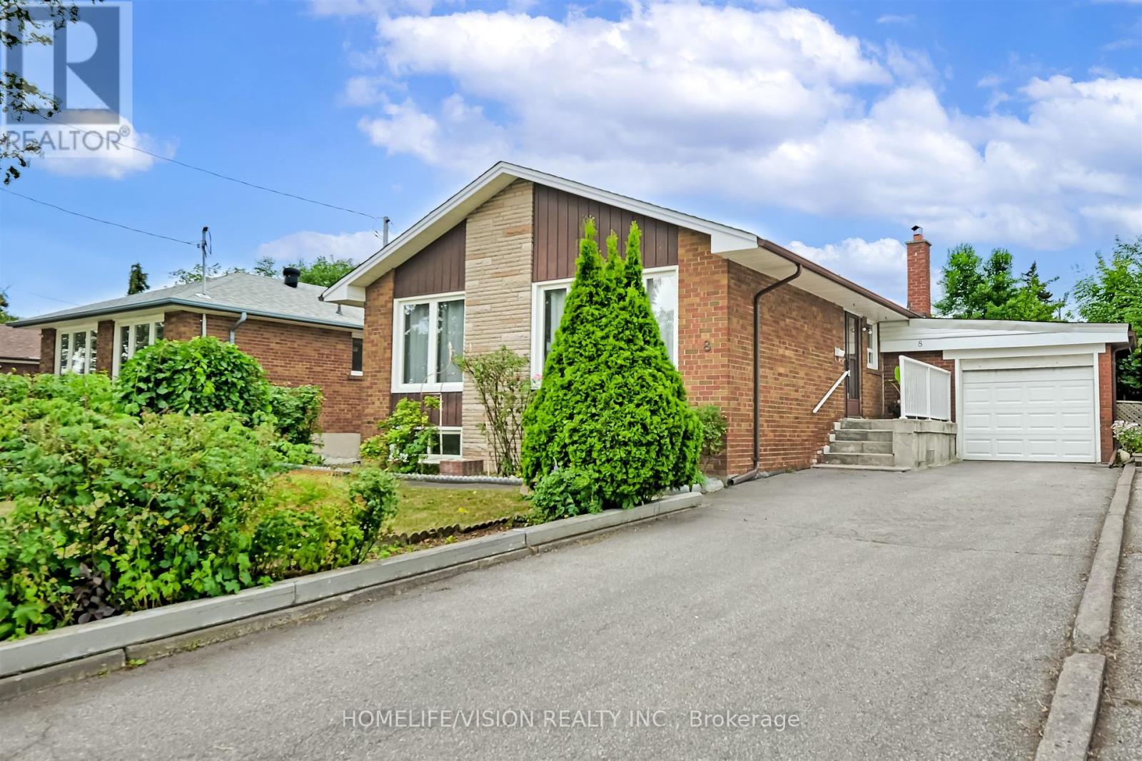 Property at 8 MURMOUTH ROAD W image 4