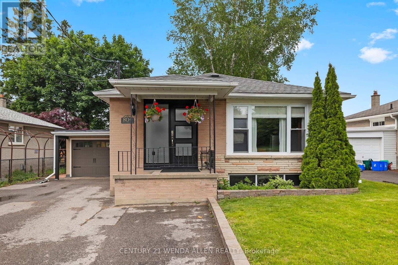 Property at 804 BEECH STREET W image 1