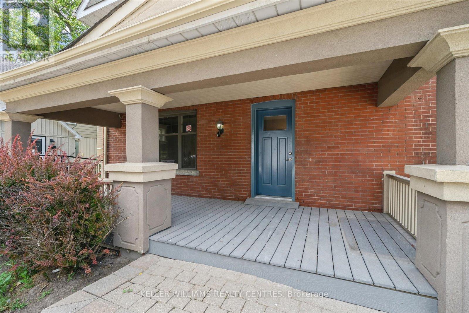 56 Prospect Street, Newmarket, Ontario  L3Y 3S9 - Photo 2 - N12294794