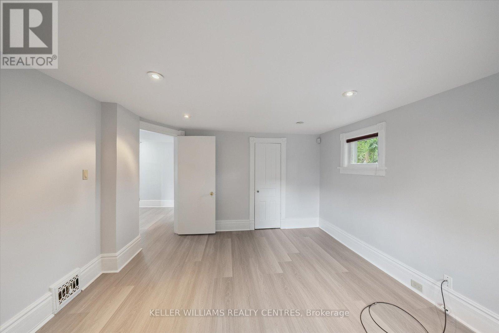 56 Prospect Street, Newmarket, Ontario  L3Y 3S9 - Photo 21 - N12294794