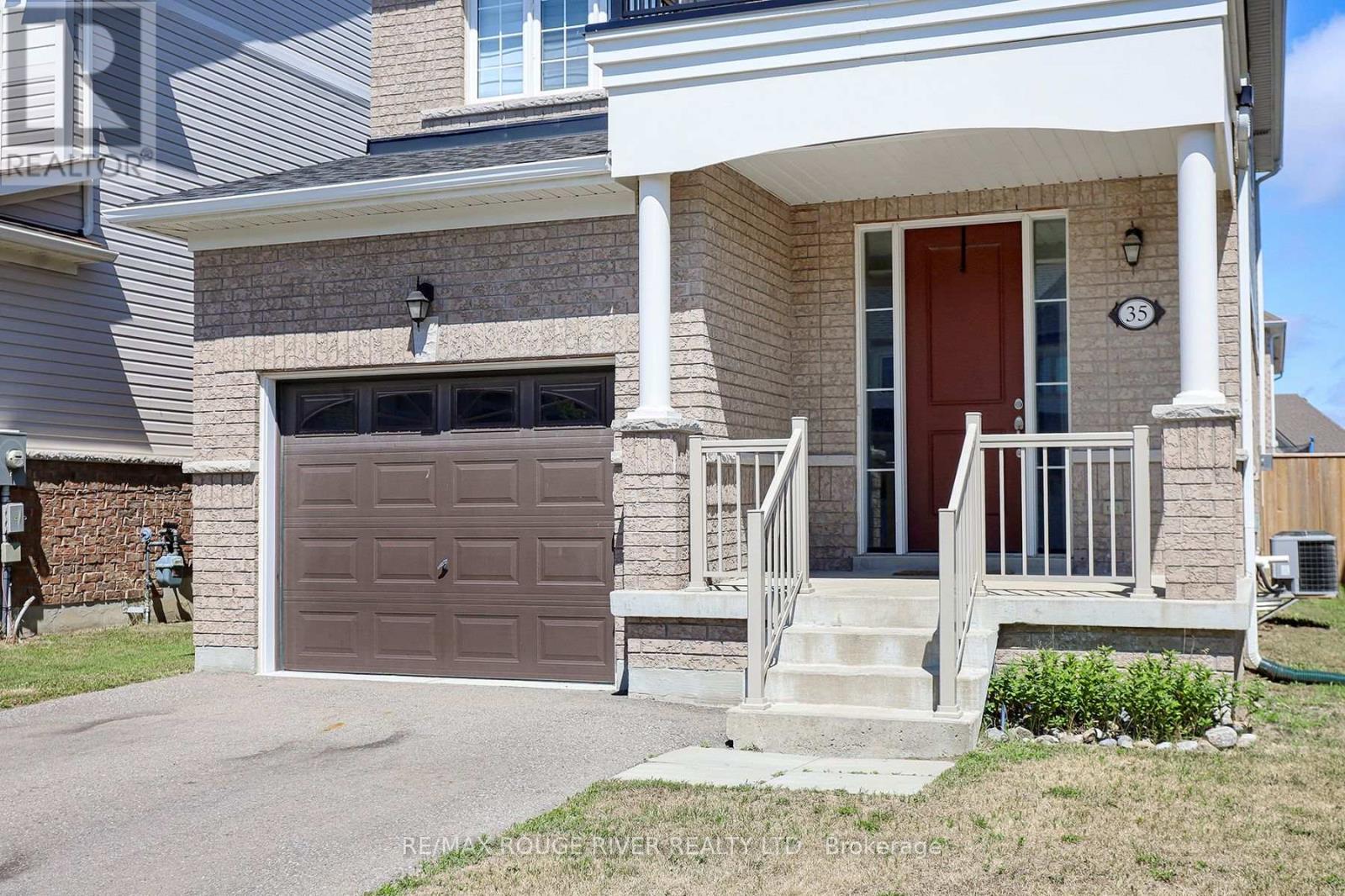 Property at 35 THOMAS BIRD STREET image 4