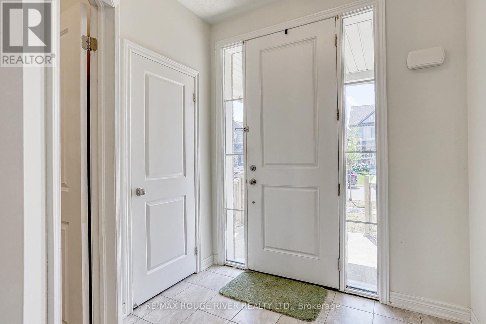 Property at 35 THOMAS BIRD STREET image 5