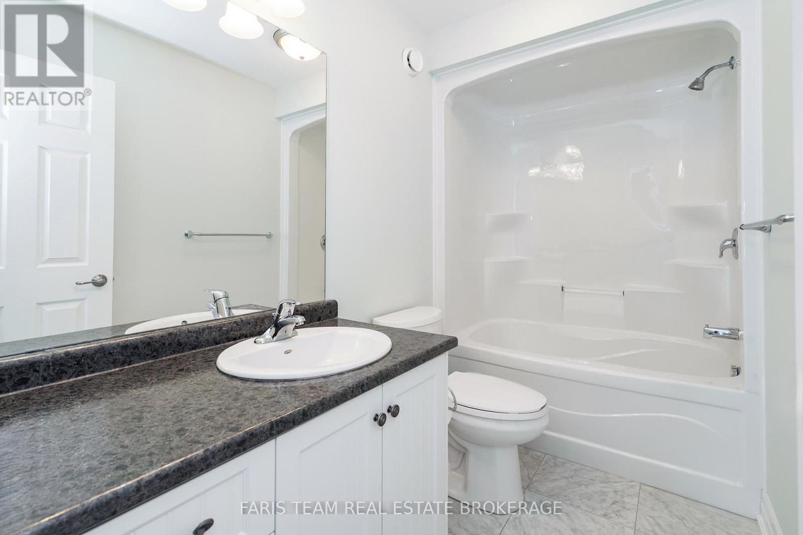 18 Grew Crescent, Penetanguishene, Ontario  L9M 0A4 - Photo 15 - S12294823