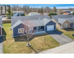 18 GREW CRESCENT, Penetanguishene, Ontario
