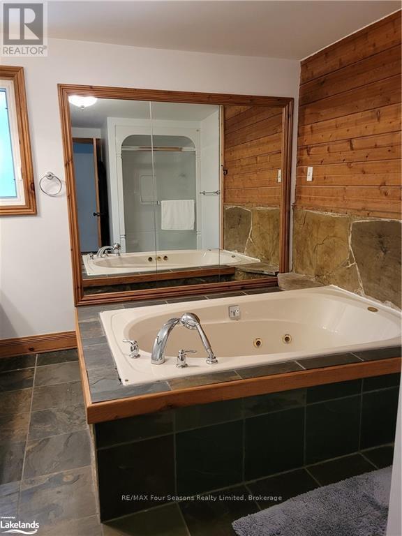 209886 Highway 26 Highway, Blue Mountains, Ontario  L9Y 0L1 - Photo 14 - X12123605