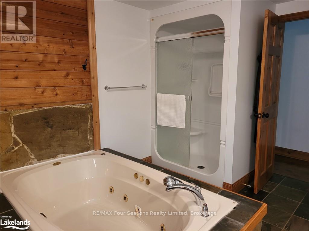209886 Highway 26 Highway, Blue Mountains, Ontario  L9Y 0L1 - Photo 13 - X12123605