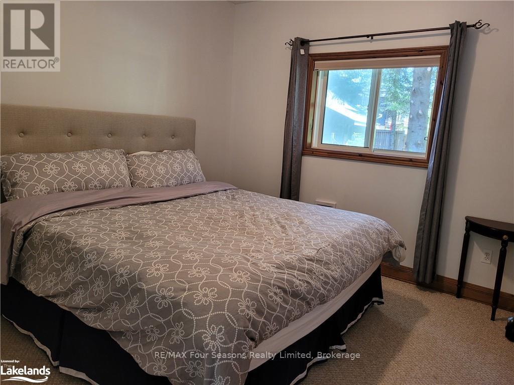 209886 Highway 26 Highway, Blue Mountains, Ontario  L9Y 0L1 - Photo 16 - X12123605