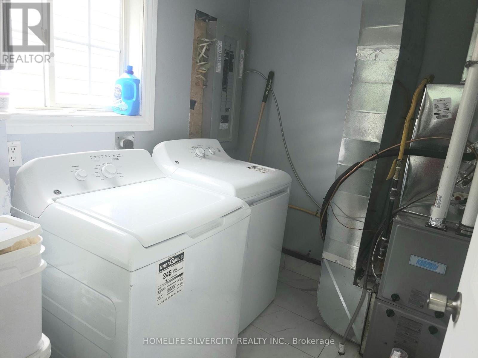 3035 Victory Crescent, Mississauga, Ontario  L4T 1L5 - Photo 16 - W12294735