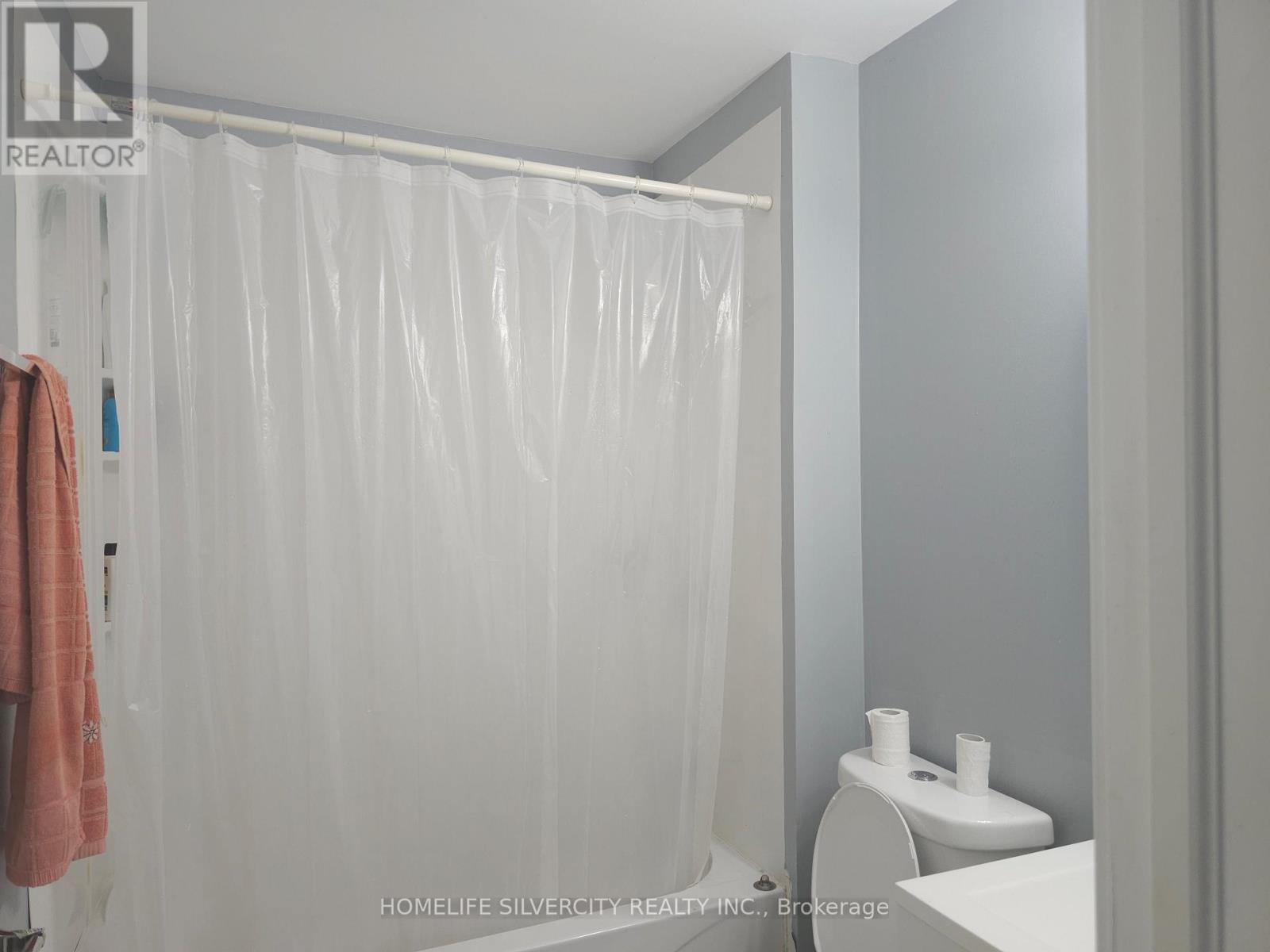 3035 Victory Crescent, Mississauga, Ontario  L4T 1L5 - Photo 9 - W12294735