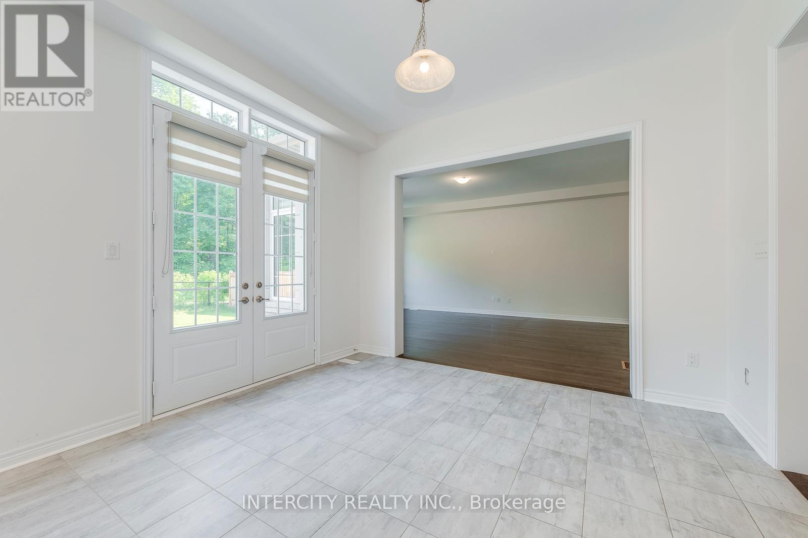 259 Polly Drive, Oakville, Ontario  L6M 0X3 - Photo 18 - W12294801