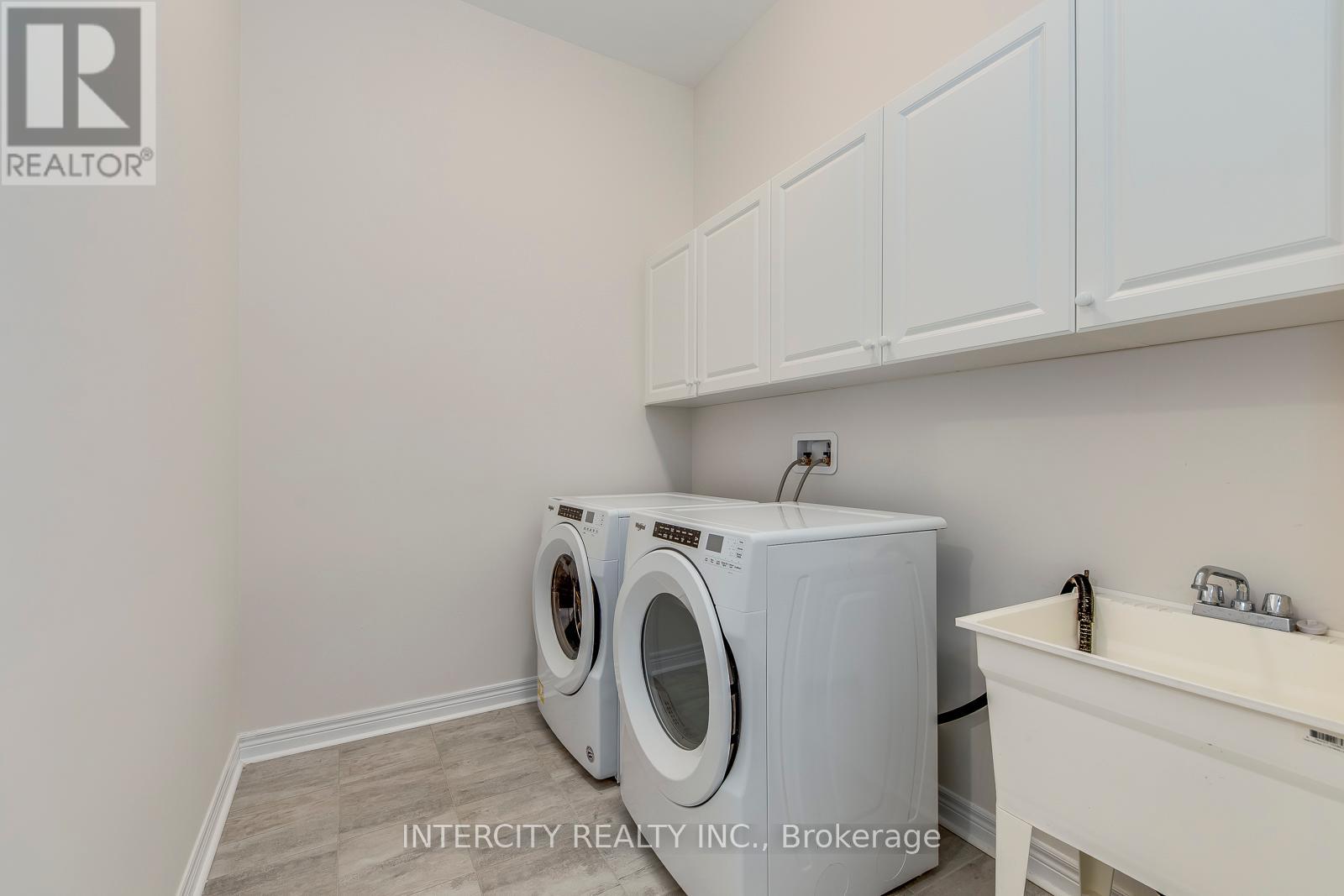 259 Polly Drive, Oakville, Ontario  L6M 0X3 - Photo 22 - W12294801