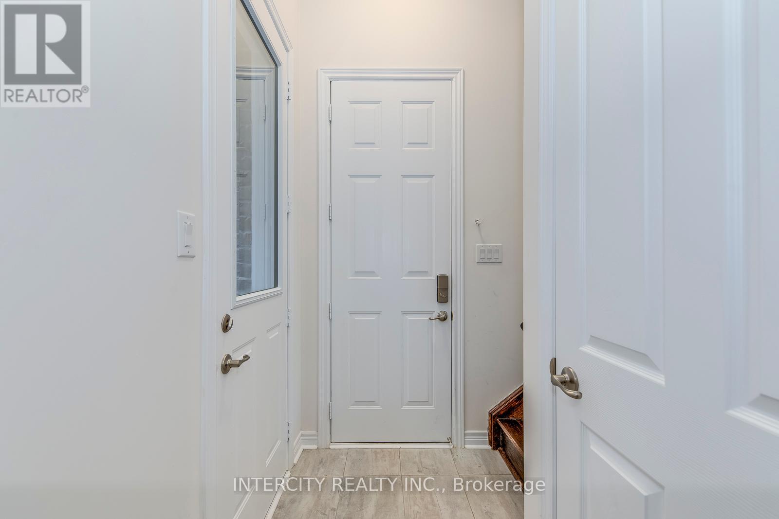 259 Polly Drive, Oakville, Ontario  L6M 0X3 - Photo 23 - W12294801