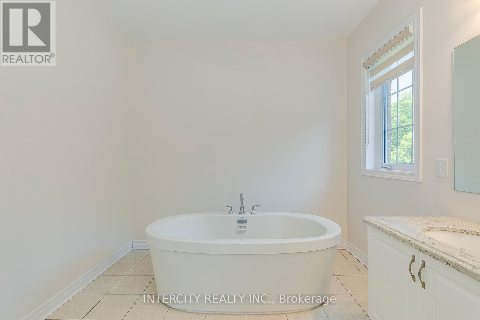 259 Polly Drive, Oakville, Ontario  L6M 0X3 - Photo 32 - W12294801