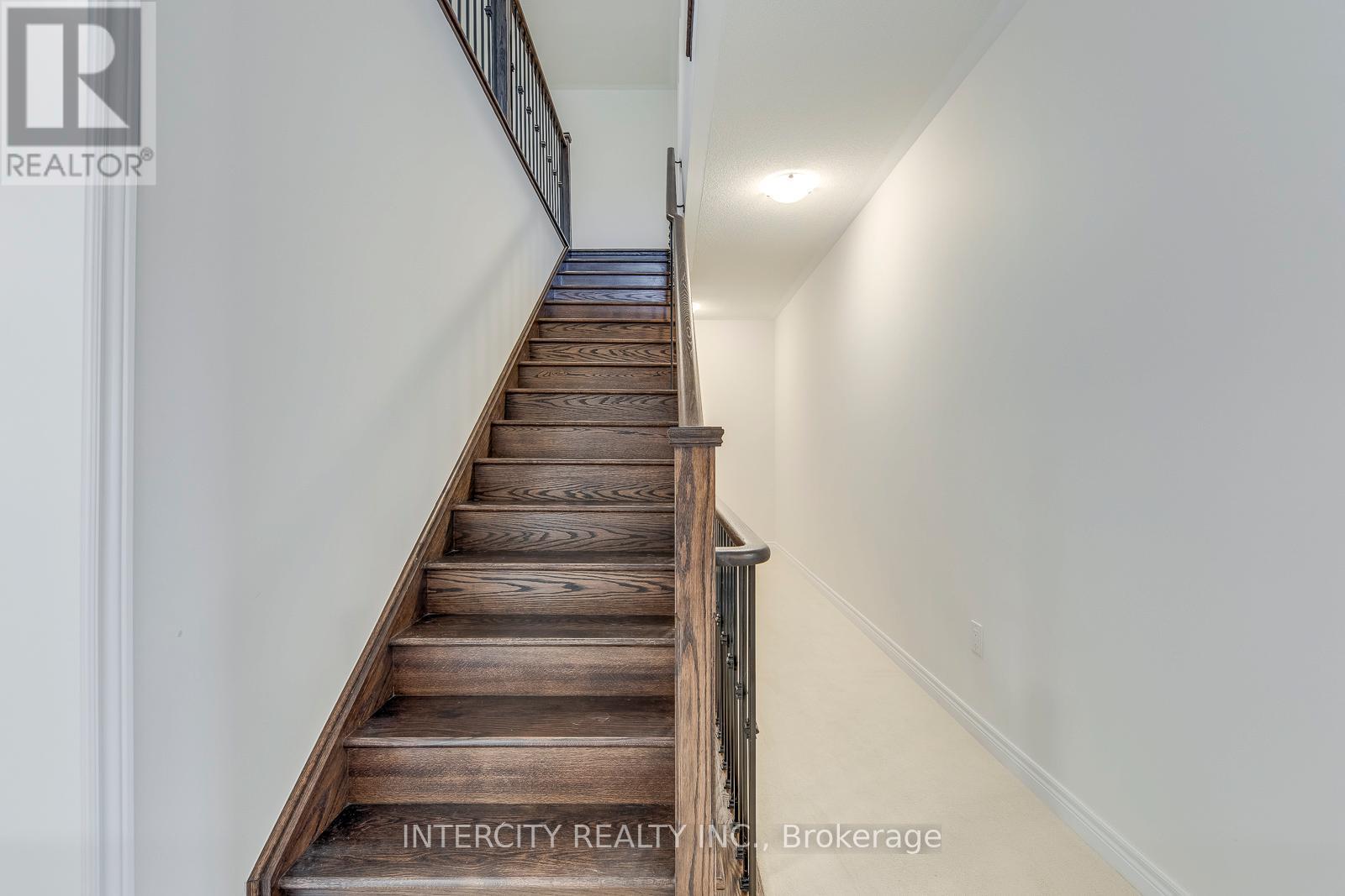259 Polly Drive, Oakville, Ontario  L6M 0X3 - Photo 43 - W12294801
