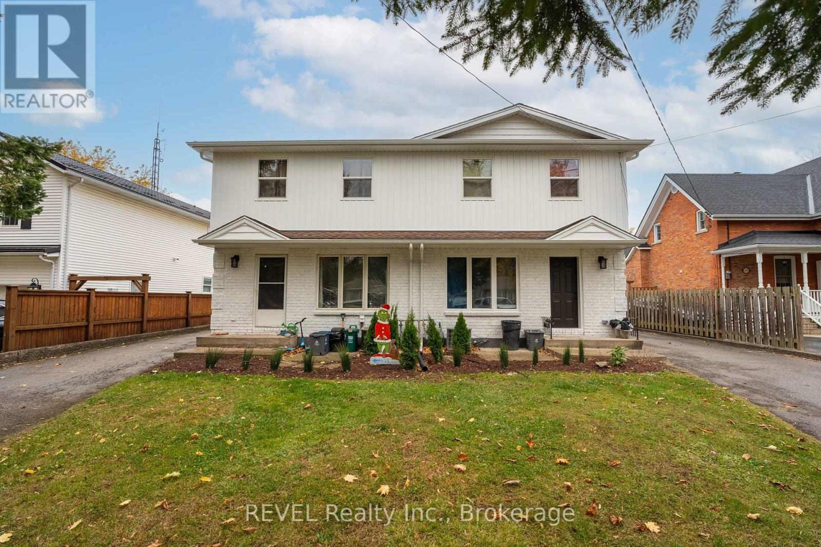 1372 HAIST STREET, Pelham, Ontario