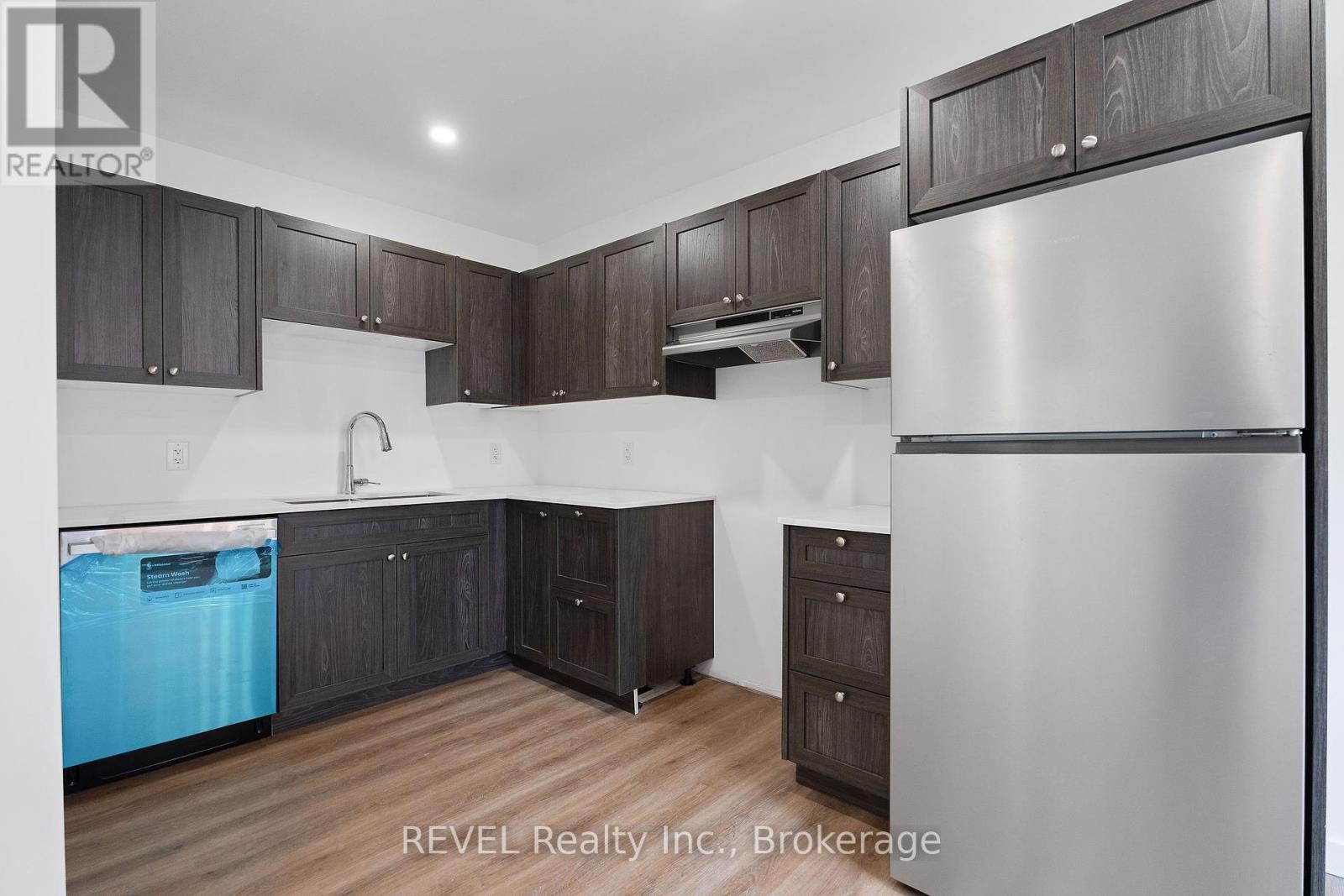1372 Haist Street, Pelham, Ontario  L0S 1M0 - Photo 13 - X12294874