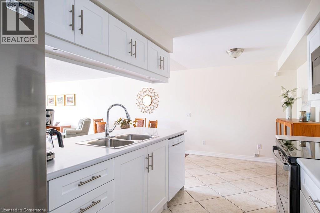 Property at 990 GOLF LINKS Road Unit# 208 image 5