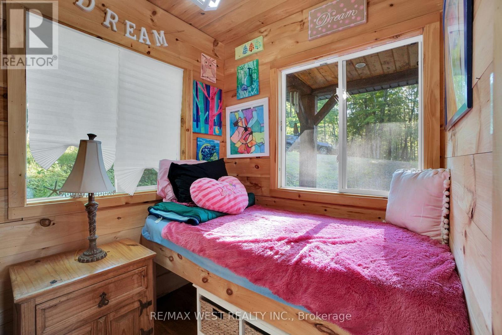 18 Inverlochy Road, Carling, Ontario  P0G 1G0 - Photo 13 - X12294716