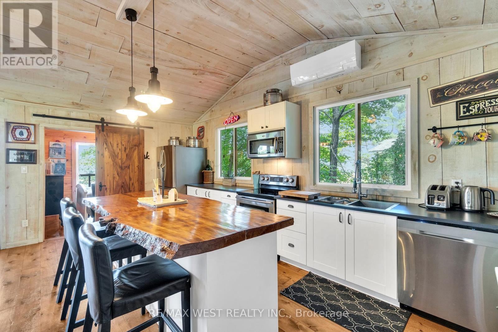18 Inverlochy Road, Carling, Ontario  P0G 1G0 - Photo 25 - X12294716