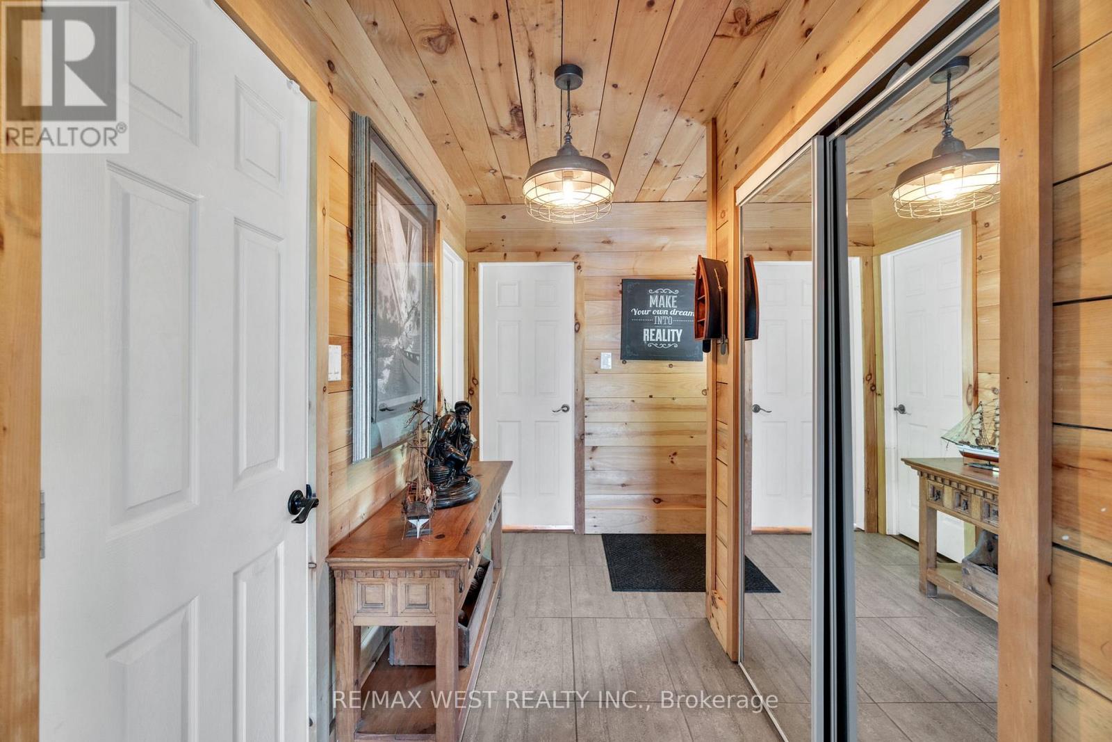 18 Inverlochy Road, Carling, Ontario  P0G 1G0 - Photo 32 - X12294716